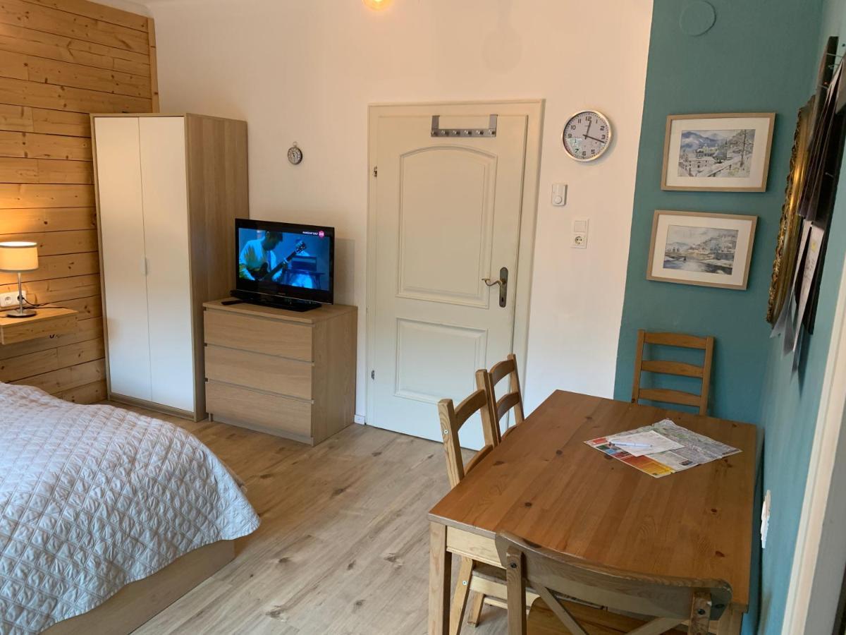 Book-A-Room Salzburg Apartment 5-6-7-8 ภายนอก รูปภาพ